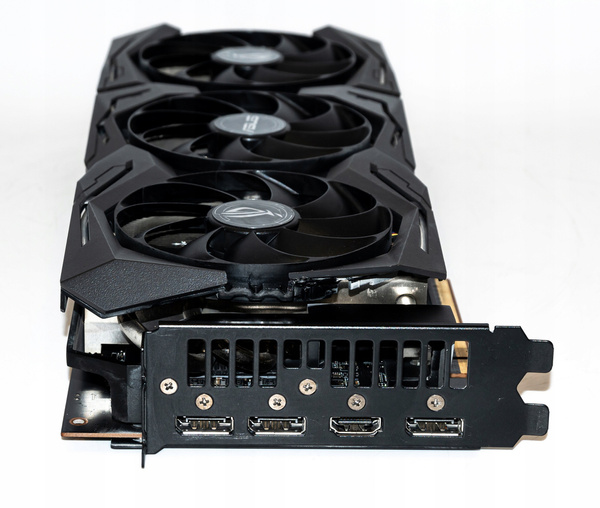 Karta graficzna Asus RX 5700 XT ROG STRIX OC 8 GB ([ROG-STRIX-RX5700XT-O8G-GAMING) USZKODZONA