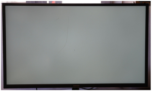 Monitor LED Samsung UJ590UQRX 3840 x 2160 px VA (U) (W) (LU32J590UQPXEN)