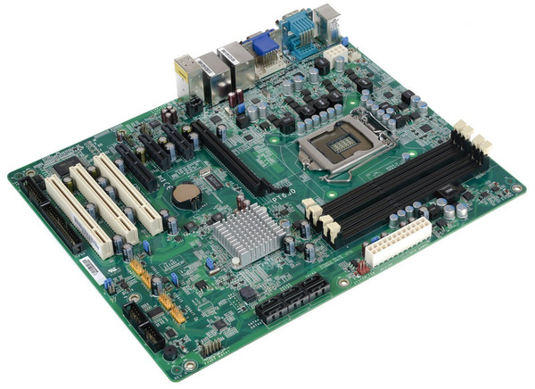 Płyta główna  DFI PT630 _ LGA 1156