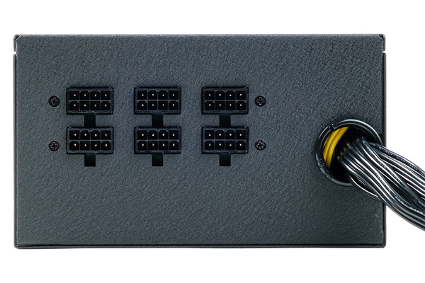 Zasilacz ATX iTek BS750 750 W 80 PLUS Bronze (ITPSEBS750) (B)