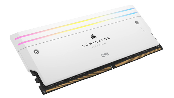 Pamięć RAM Corsair Dominator Titanium RGB DDR5 16GB 6600MHz CL32 (CMP32GX5M2X6600C32W)