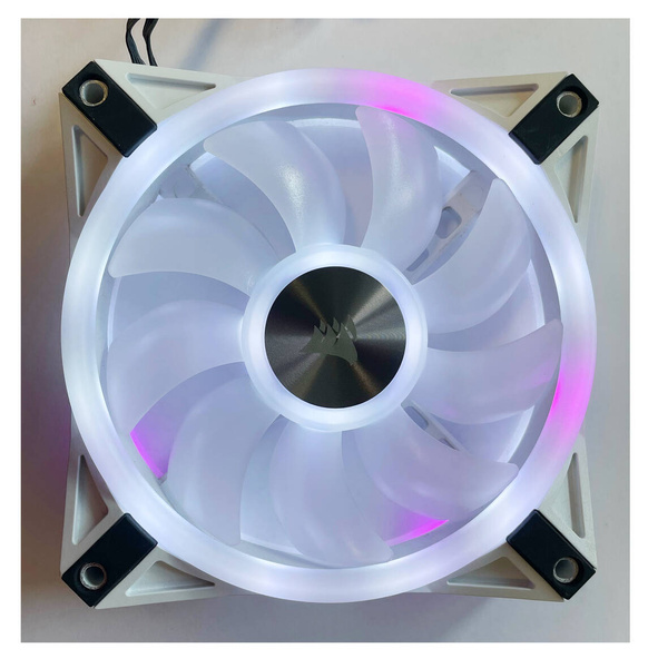 Wentylator Corsair QL120 RGB White 120mm (CO-9050103-WW)