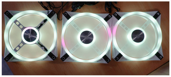 Corsair iCUE QL120 RGB White (3x120mm) (CO-9050104-WW)