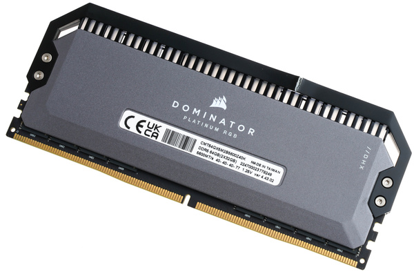 Pamięć RAM Corsair Dominator Platinum RGB 64GB (2x32GB) DDR5 5600MHz CL40