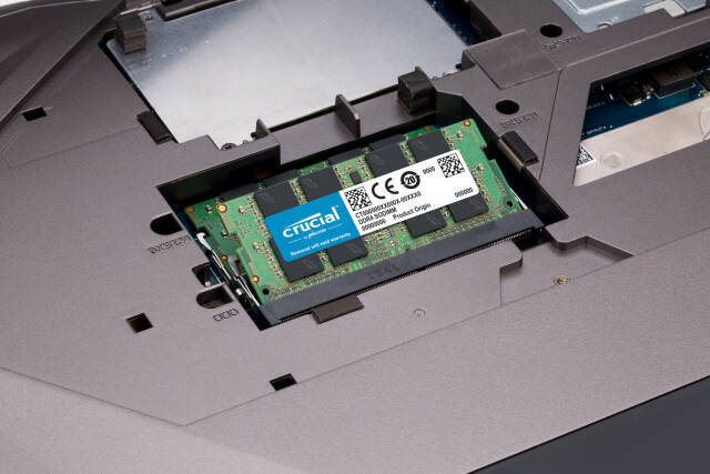 Pamięć RAM DDR4 Crucial CT4G4SFS824A 4GB 2400MHz CL17 (CT4G4SFS824A)